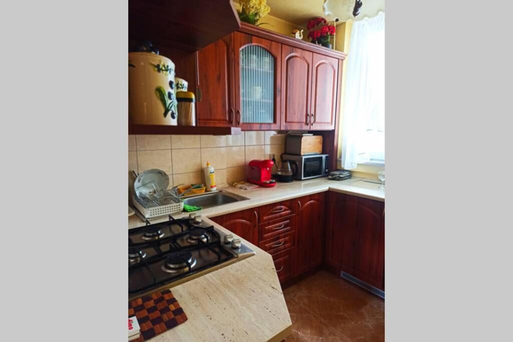 דוז'ניקי ז'דרוז' Apartament Za Rogiem Papierni מראה חיצוני תמונה