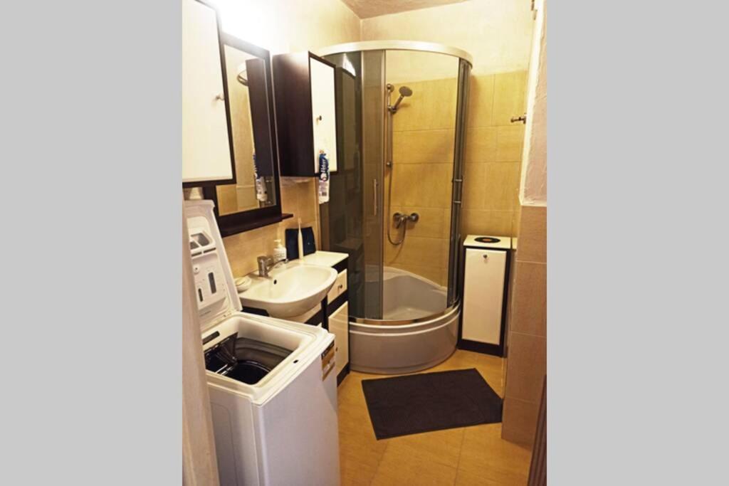 דוז'ניקי ז'דרוז' Apartament Za Rogiem Papierni מראה חיצוני תמונה